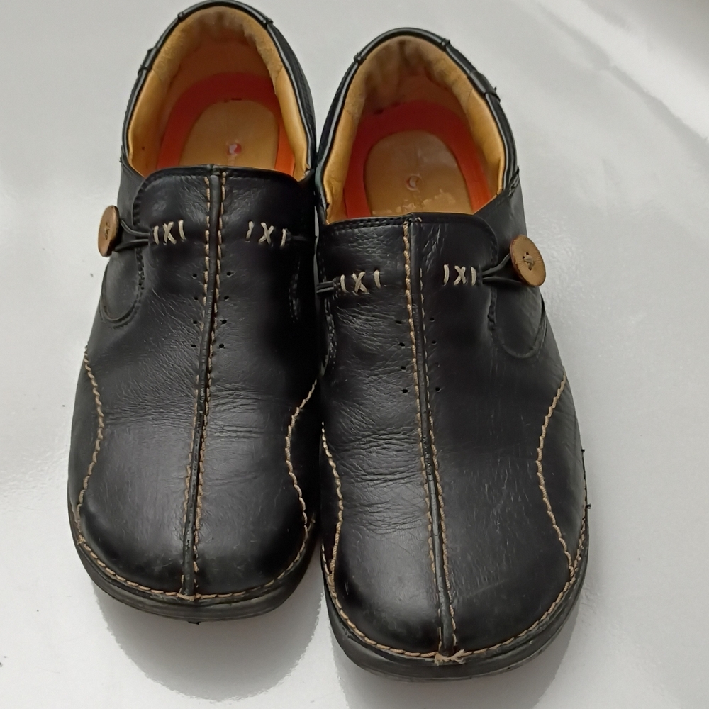 Clarks Black Leather Loafers Women's Size 8
